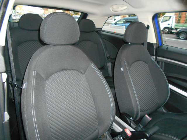 MINI Paceman 11