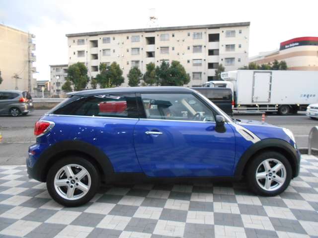 MINI Paceman 4