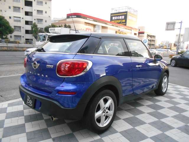 MINI Paceman 5