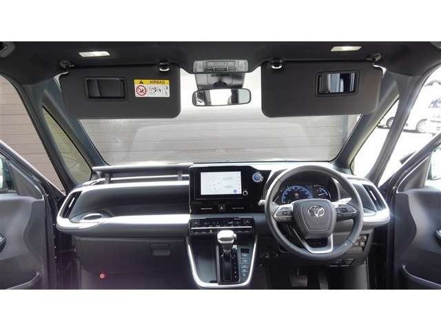 Toyota Noah 9
