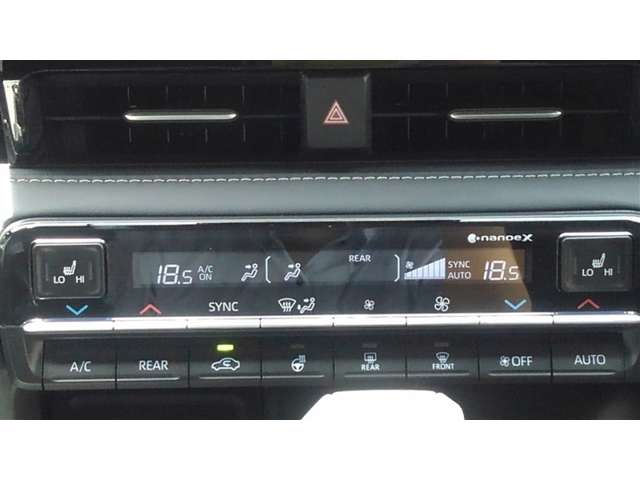 Toyota Noah 10
