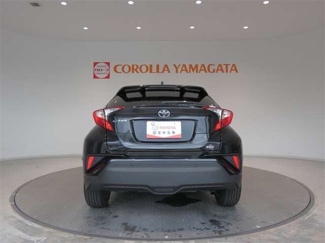 Toyota C-HR 4