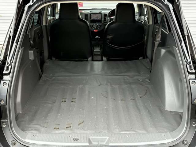 Nissan NV150 AD 11