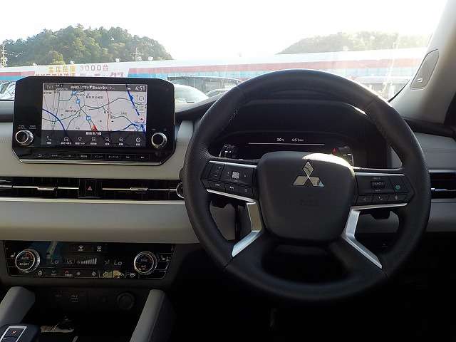 Mitsubishi Outlander 13