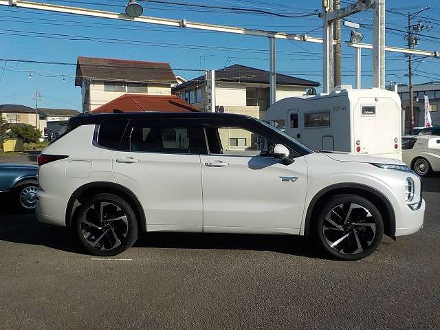 Mitsubishi Outlander 7