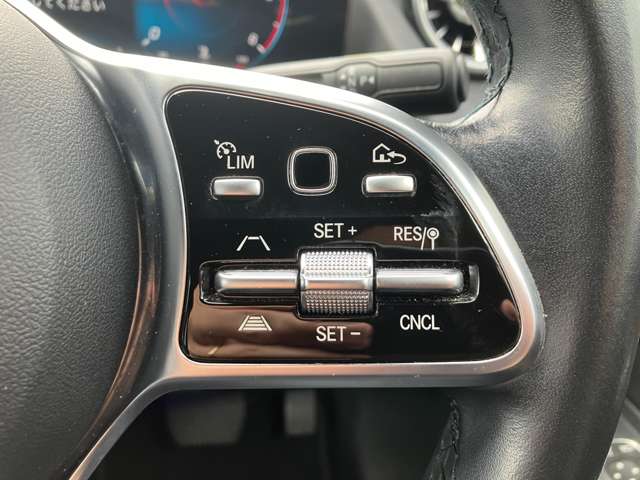 Mercedes-Benz GLA-Class 7