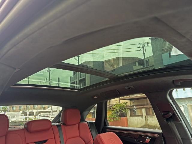 Porsche Macan 12