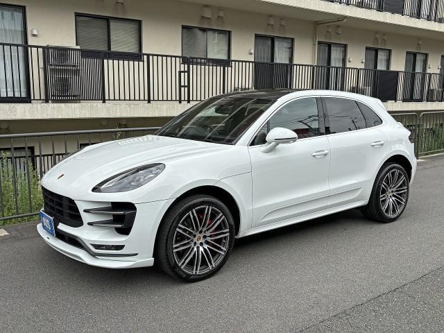 Porsche Macan 6