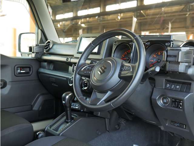 Suzuki Jimny 6