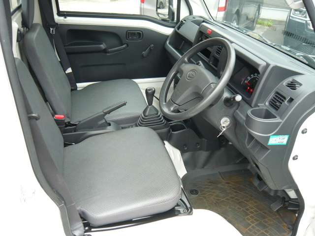 Daihatsu Hijet Truck 12