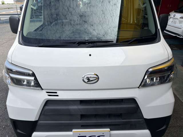Daihatsu Hijet Cargo 9