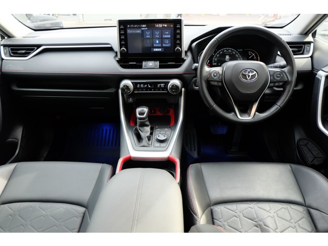 Toyota RAV4 2