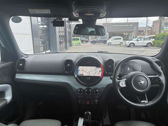 MINI Crossover 11