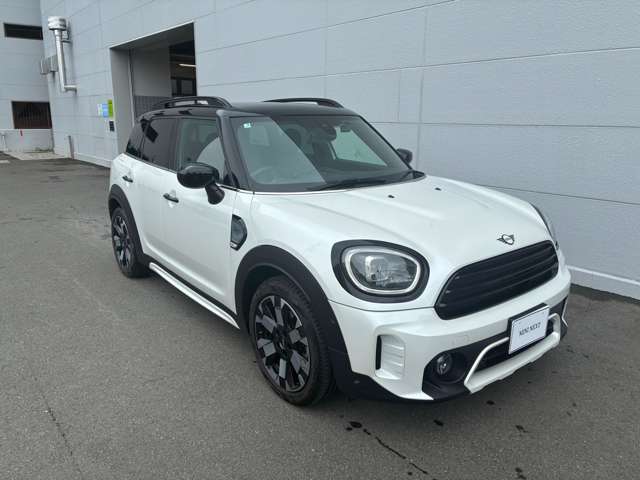 MINI Crossover 8