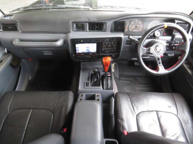 Toyota Land Cruiser 80 3