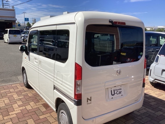 Honda N-VAN 9