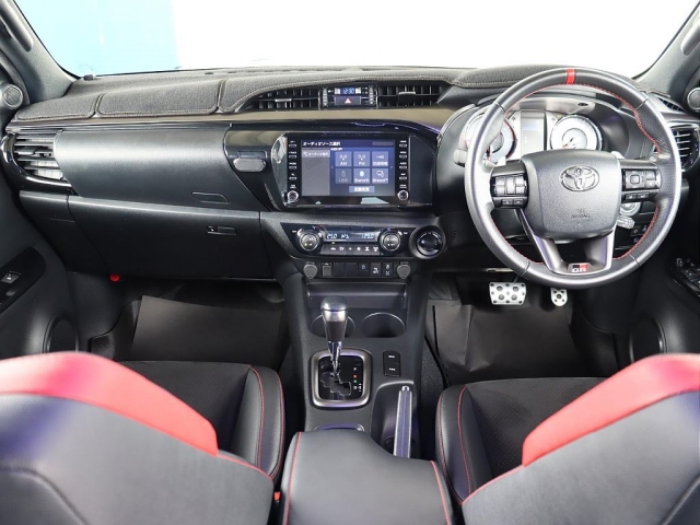 Toyota Hilux 4