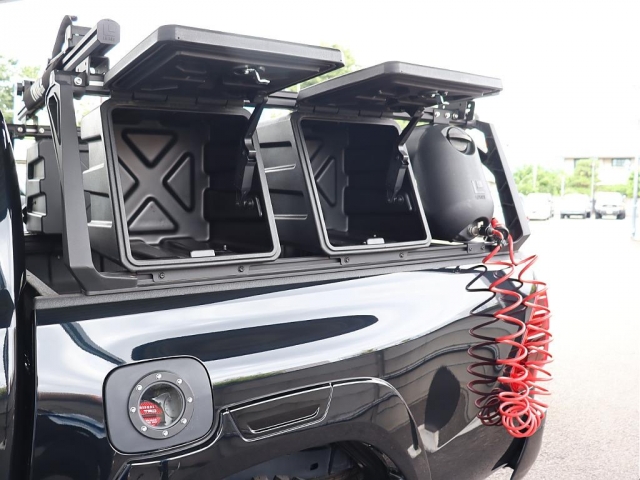 Toyota Hilux 7