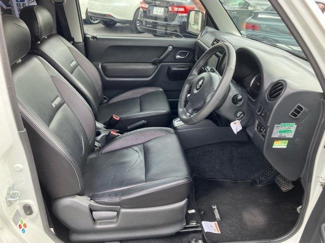 Suzuki Jimny 11