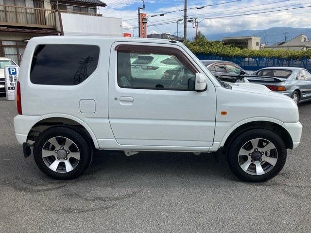 Suzuki Jimny 4