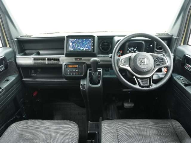 Honda N-VAN 8