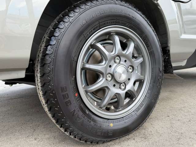 Nissan Clipper Truck 12