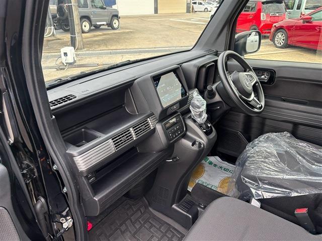 Honda N-VAN 4
