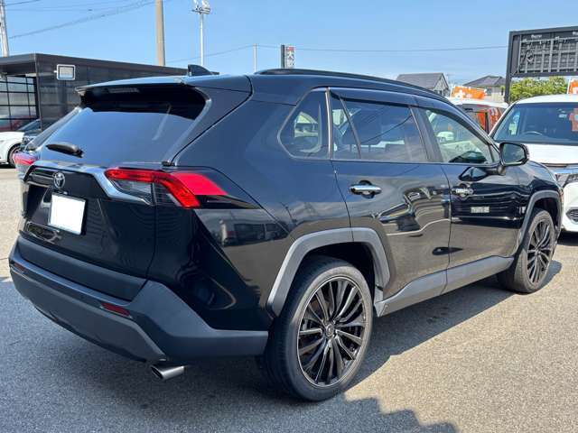Toyota RAV4 8