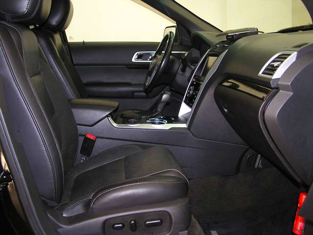 Ford Explorer 11