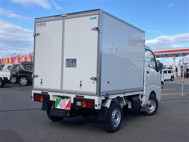 Daihatsu Hijet Truck 2