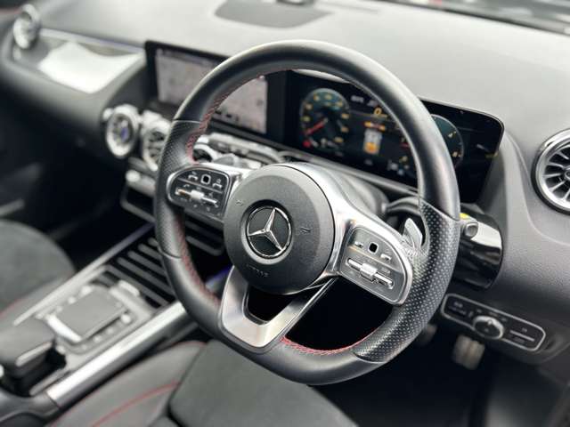 Mercedes-Benz GLA-Class 7