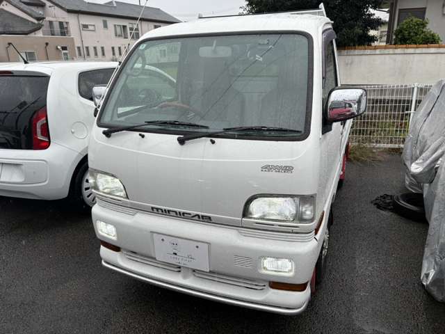 Mitsubishi Minicab Truck 12