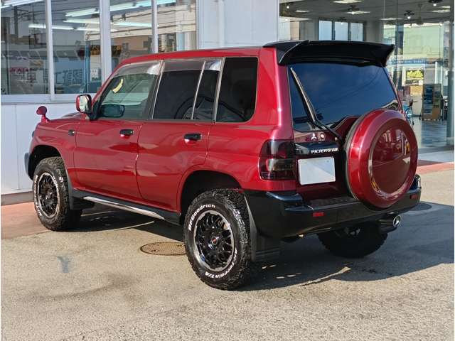Mitsubishi Pajero iO 11