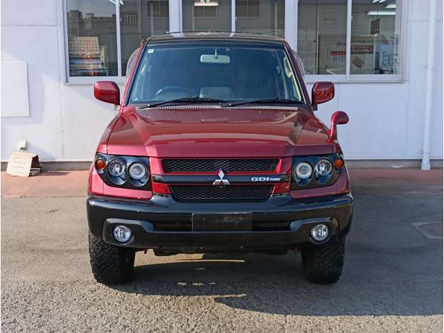 Mitsubishi Pajero iO 9