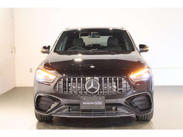 Mercedes-Benz GLA-Class 10