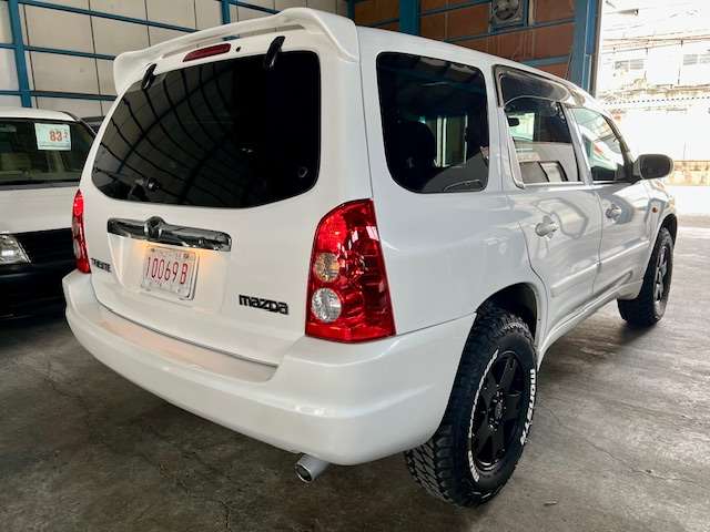Mazda Tribute 8
