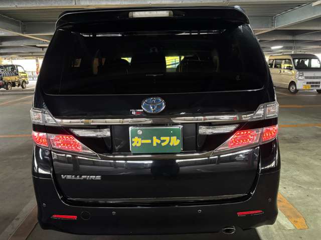 Toyota Vellfire 10