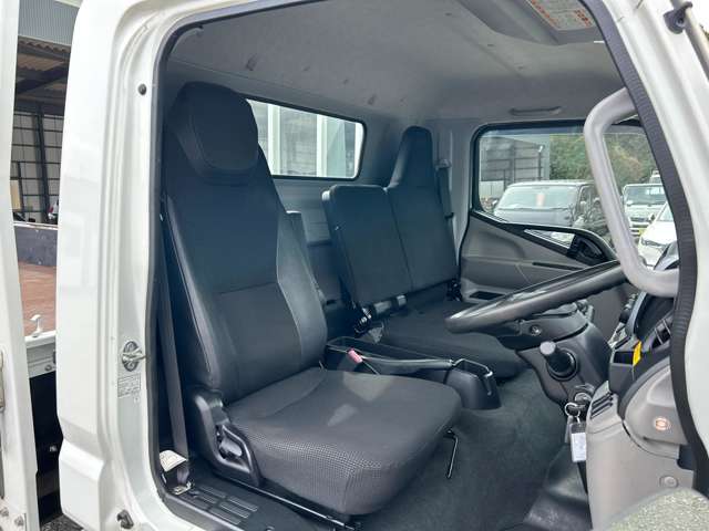 Mitsubishi Fuso Canter 11