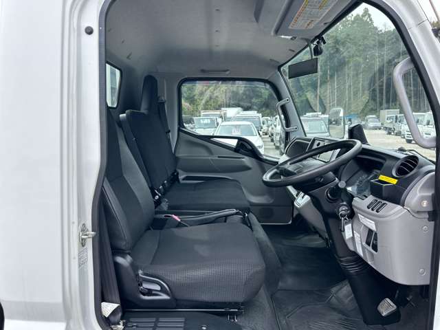 Mitsubishi Fuso Canter 12