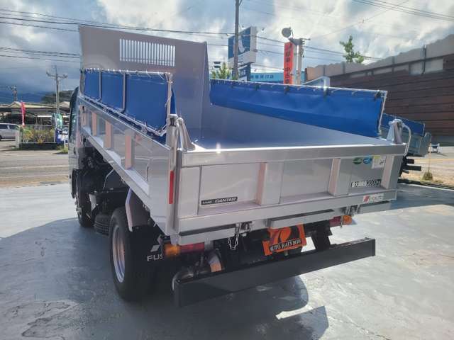 Mitsubishi Fuso Canter 8