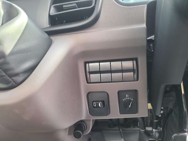 Mitsubishi Fuso Canter 10