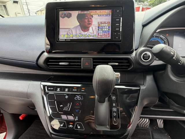 Mitsubishi eK X 12
