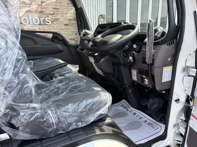 Mitsubishi Fuso Canter 7