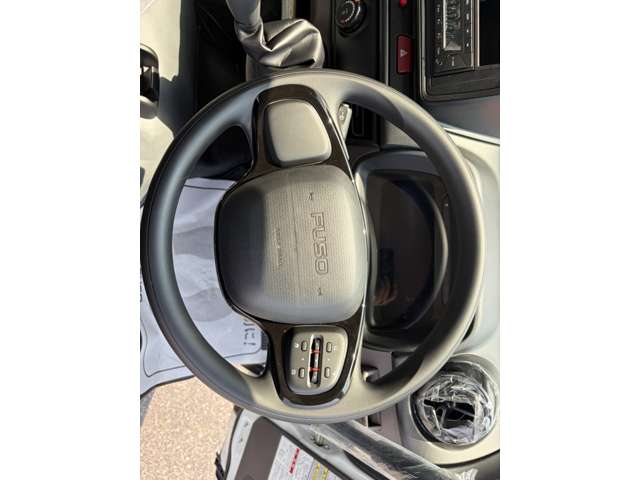 Mitsubishi Fuso Canter 8