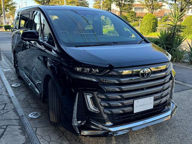 Toyota Vellfire 11