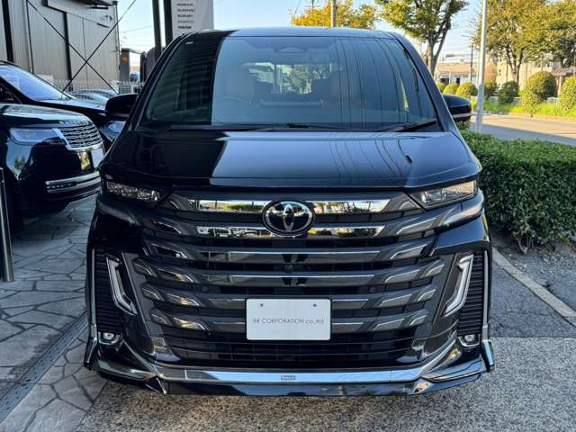 Toyota Vellfire 9
