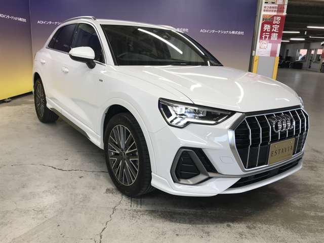 Audi Q3 10