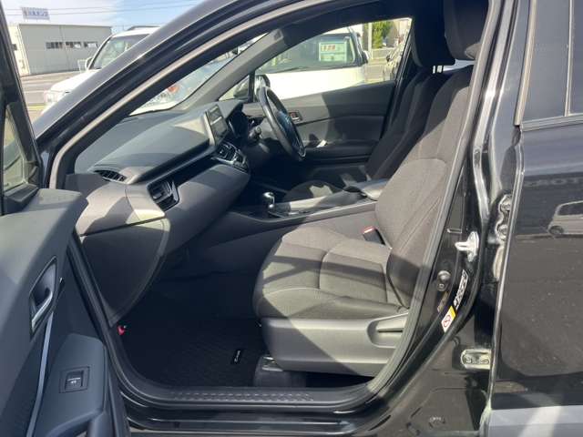 Toyota C-HR 12