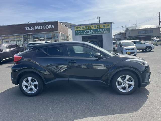 Toyota C-HR 6