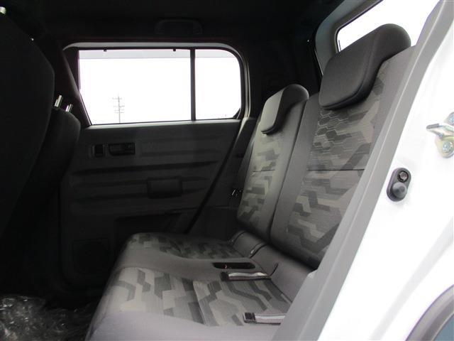 Daihatsu Taft 7